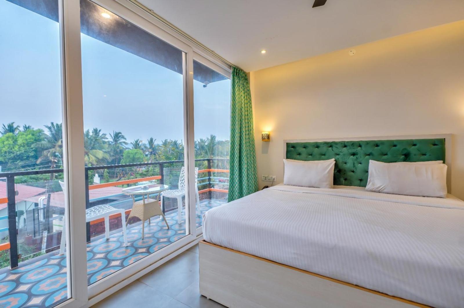 Baga Galaxy Hotel Exterior photo